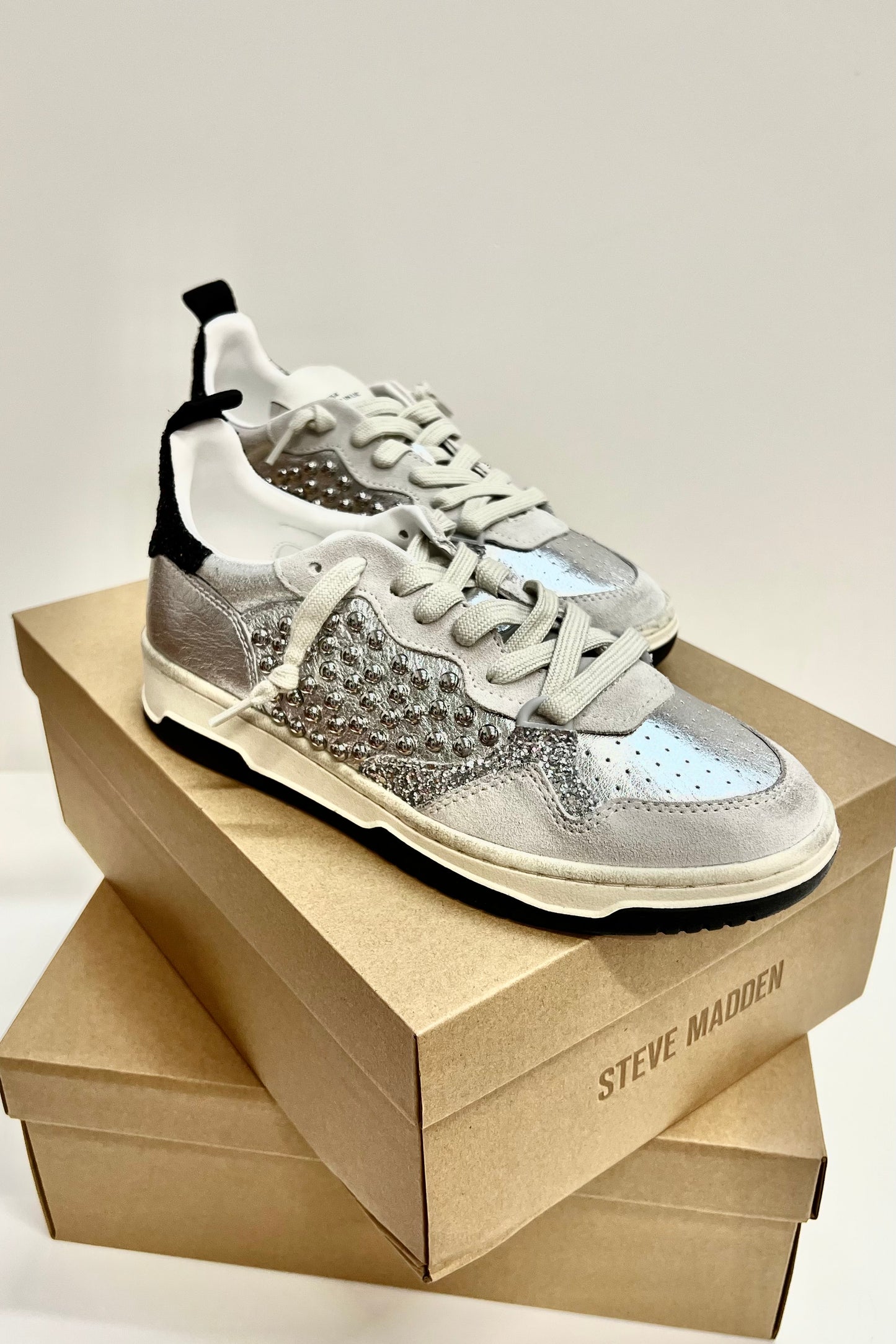 Everlee Sneaker